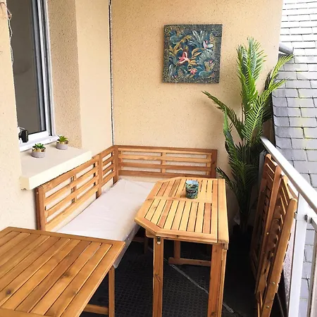 Apartment Face Piscine *